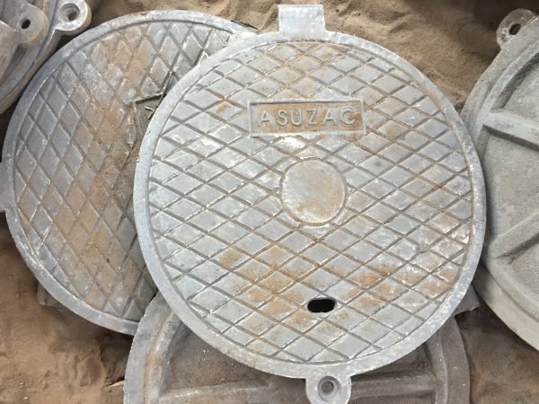 Cung cấp sản phẩm nắp cống bằng gang cho các nhà thầu