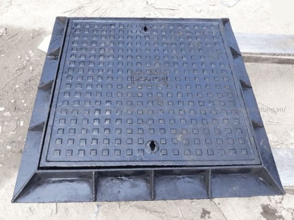 Nắp gang khung vuông nắp vuông 800×800