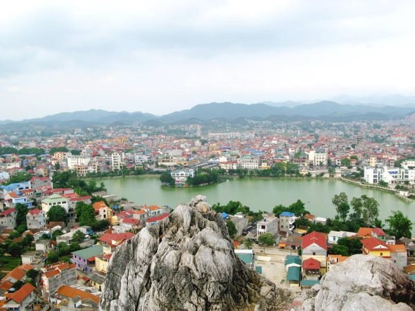 Cải thiện hệ thống thoát nước bằng song chắn rác tại Lạng Sơn