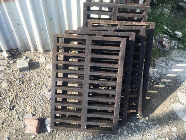 Đúc vỉ chắn rác theo mọi kích thước khách hàng yêu cầu