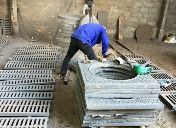 Lễ 2/9, Nắp Hố Ga Công Trình vẫn hoạt động để kịp tiến độ sản xuất hàng cho khách hàng