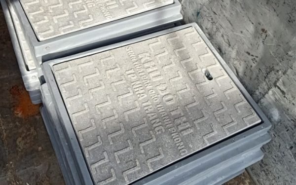 Nắp Ganivo Composite
