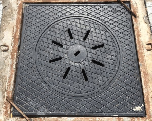 2 loại nắp hố ga gang và composite nên chọn loại nào?