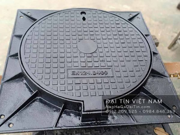 Nắp hố ga ngăn mùi là gì? Báo giá nắp hố ga chống mùi mẫu mới