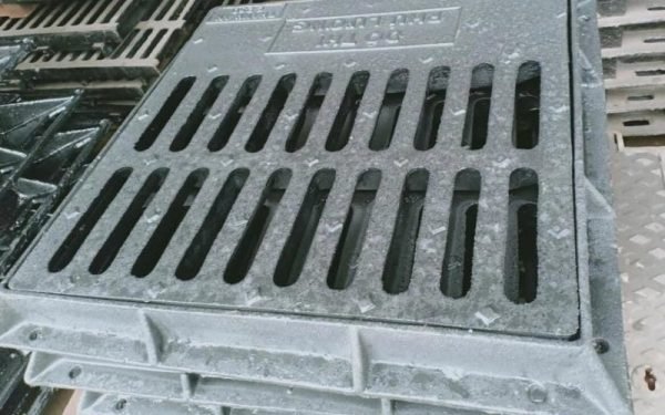Nắp thăm thu kết hợp bằng Composite