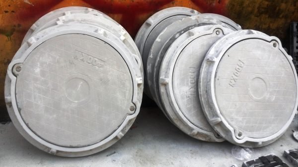 Nhận báo giá nắp hố ga composite từ Nắp Hố Ga Công Trình