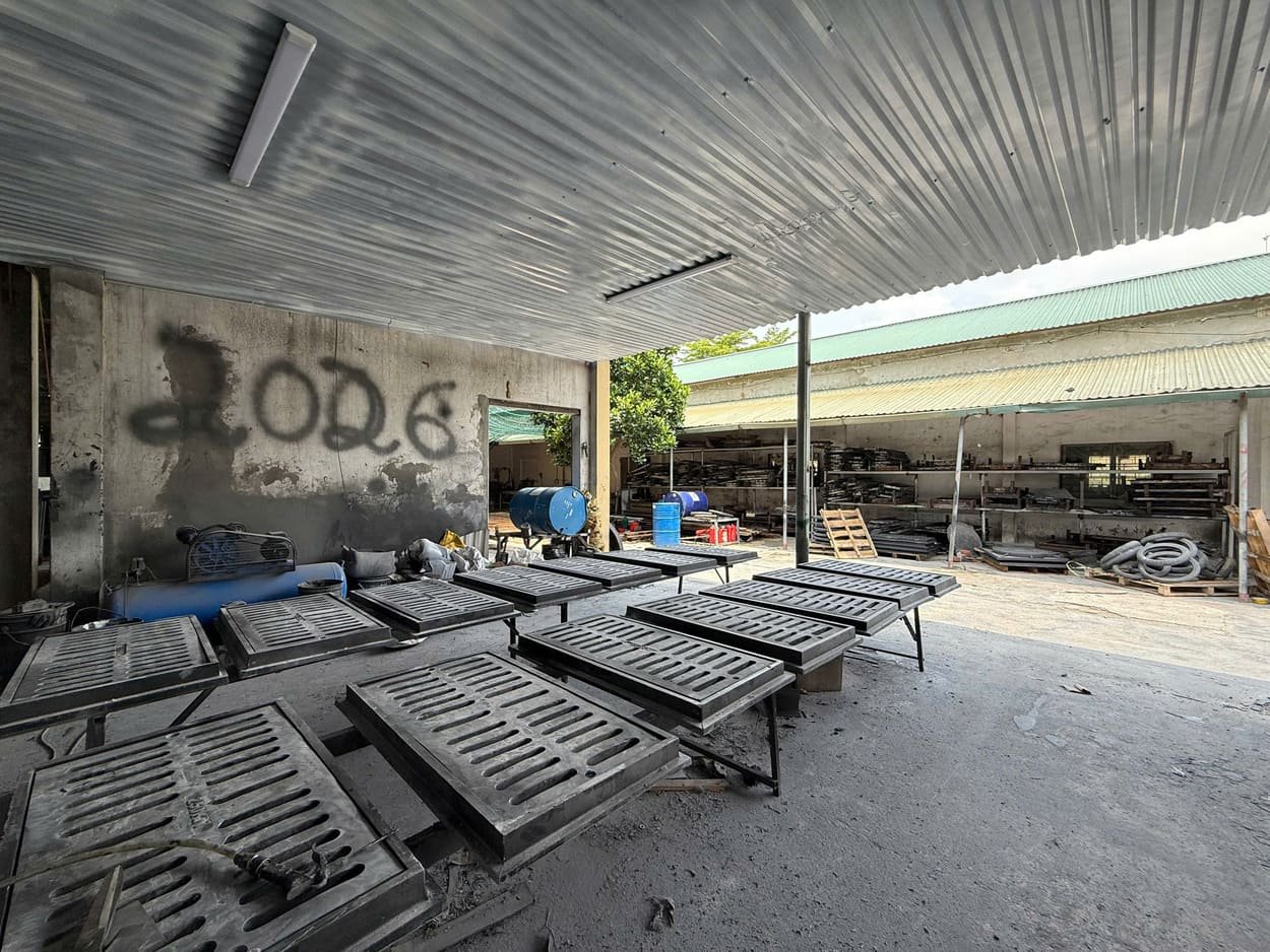 Tấm Lót Sàn Composite