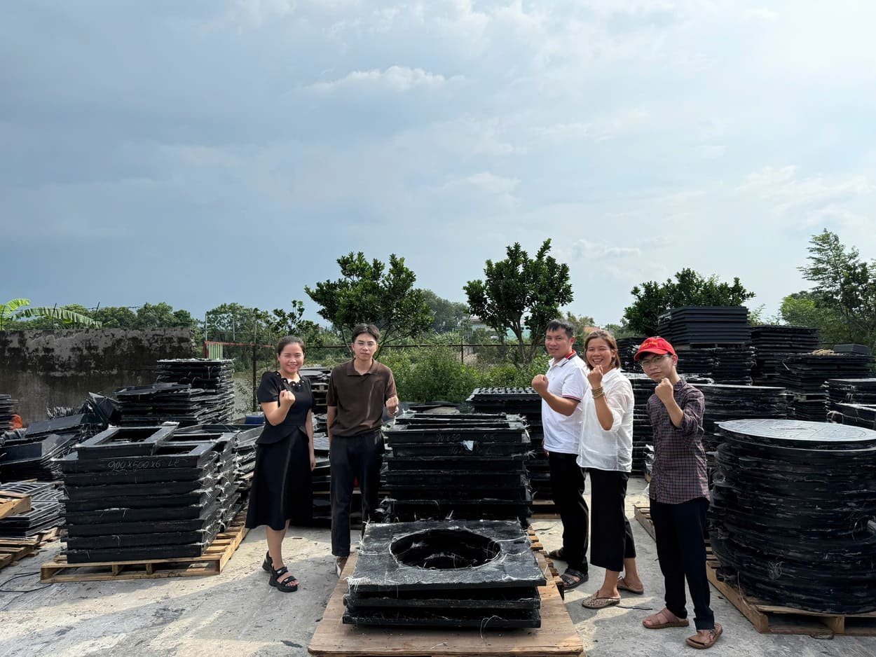Nắp bể đường trọng tải 40 tấn, 4 cánh lớn
